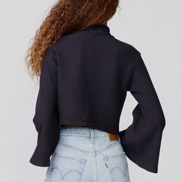 Monrow Brushed Rib Mock Neck Top Faded Black Size Large New - Picture 2 of 16